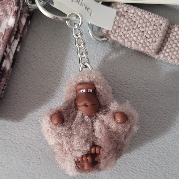 Kipling Trifold Wallet - Picture 12 of 16